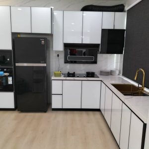 BLENO Aluminium Kitchen Cabinet Taman Laman Tasik Aspira