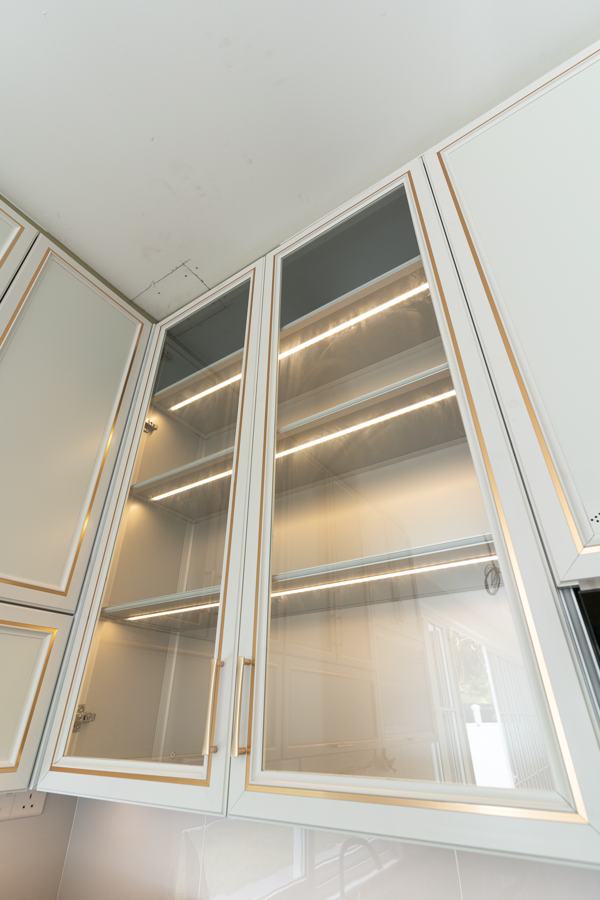 BLENO Cabinets With Build In LED Light V2 BLENO Cabinets With Build In LED Light V2