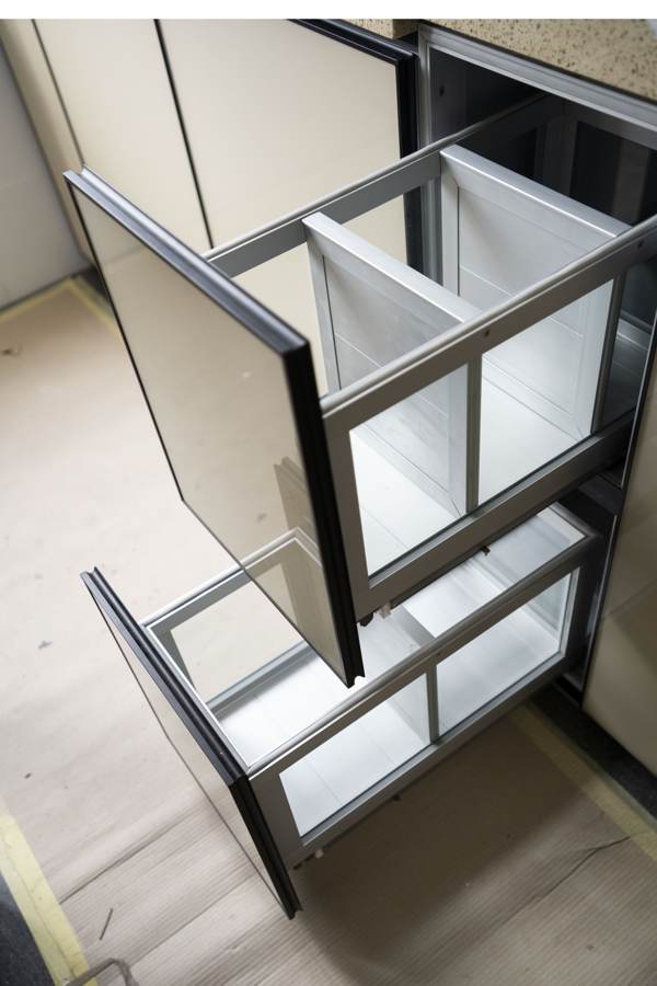 BLENO Sauce Drawer Soft Close V7 BLENO Sauce Drawer Soft Close V7