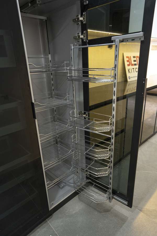 BLENO Tall Unit Pull Out Basket 2 BLENO Tall Unit Pull Out Basket 2