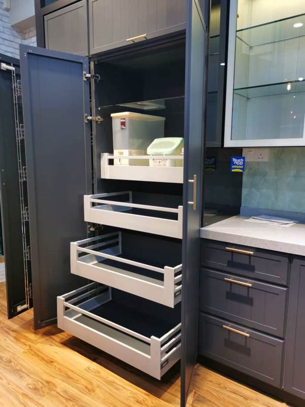 BLUM Space Tower With Tandembox i4 + i5 Combo V1 BLUM Space Tower With Tandembox i4 + i5 Combo V1